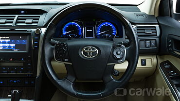 Discontinued Toyota Camry 2015 Steering Wheel