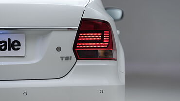 Discontinued Volkswagen Vento 2015 Tail Lamps