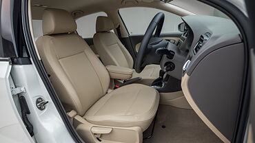 Discontinued Volkswagen Vento 2015 Front-Seats