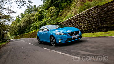 Volvo V40 hatchback