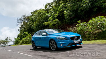 Discontinued Volvo V40 2015 Driving