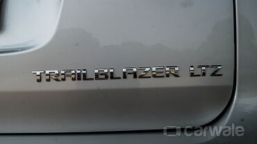 Chevrolet Trailblazer Badges