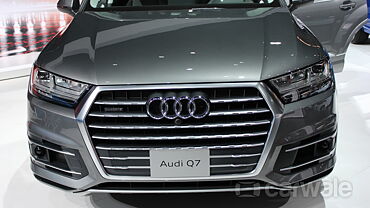 Discontinued Audi Q7 2015 Front Grille