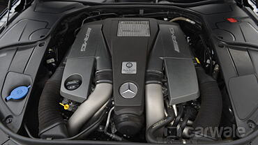 Mercedes-Benz S-Coupe Engine Bay