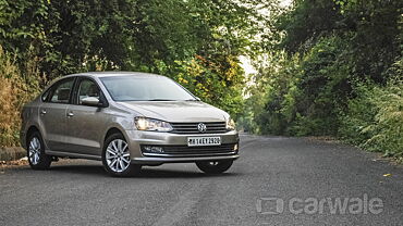 Discontinued Volkswagen Vento 2015 Right Front Three Quarter