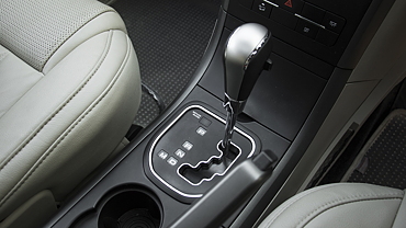 Mahindra xuv deals gear knob