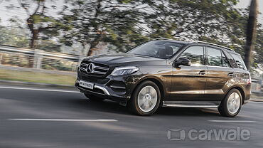 Discontinued Mercedes-Benz GLE 2015 Driving