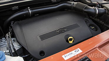 Discontinued Land Rover Range Rover Evoque 2015 Engine Bay