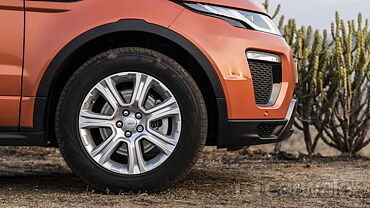 Discontinued Land Rover Range Rover Evoque 2015 Wheels-Tyres