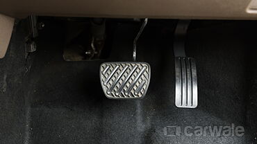 Discontinued Renault Duster 2019 Pedals