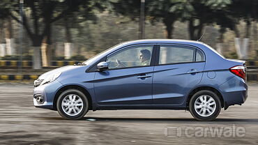 Discontinued Honda Amaze 2016 Exterior