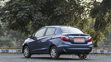 Discontinued Honda Amaze 2016 Exterior