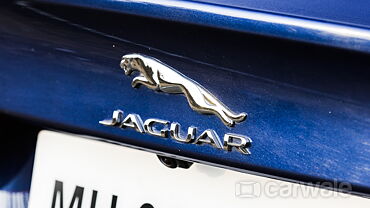 Discontinued Jaguar XE 2016 Exterior