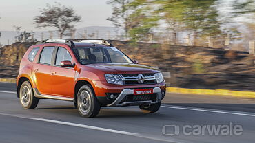 Discontinued Renault Duster 2016 Driving