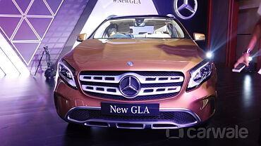 Discontinued Mercedes-Benz GLA 2021 Exterior