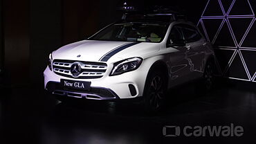 Discontinued Mercedes-Benz GLA 2021 Exterior