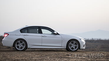 Discontinued BMW 3 Series 2016 Exterior