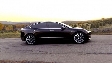 Tesla model deals 3 ludicrous mode