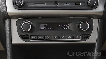 Volkswagen Ameo AC Console
