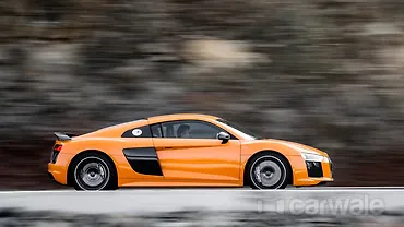 Audi R8 Straight Side Audi R8 Images - R8 Interior & Exterior Photo Gallery [200+ Images ...