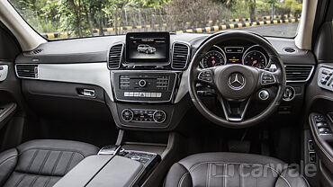 Discontinued Mercedes-Benz GLS 2016 Dashboard