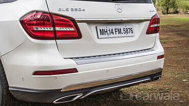 Discontinued Mercedes-Benz GLS 2016 Rear View