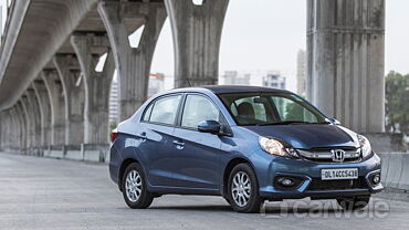 Discontinued Honda Amaze 2016 Right Front Three Quarter