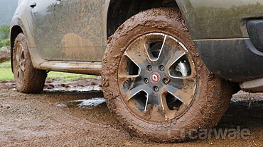 Discontinued Renault Duster 2016 Exterior