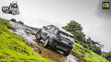CarWale Off-Road Day 2016- Land Rover Discovery Sport