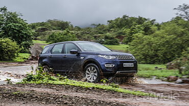 Discontinued Land Rover Discovery Sport 2015 Exterior