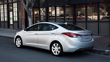 2013 hyundai elantra front deals bumper replacement cost