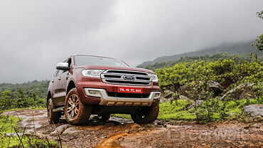 Ford Endeavour [2016-2019] Front View