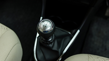 Etios gear store shift knob