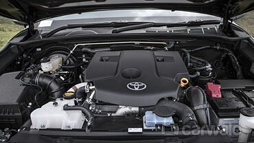 Discontinued Toyota Fortuner 2016 Engine Bay