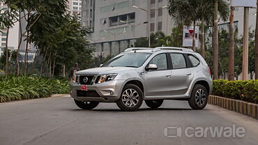 Discontinued Nissan Terrano 2013 Right Front Three Quarter