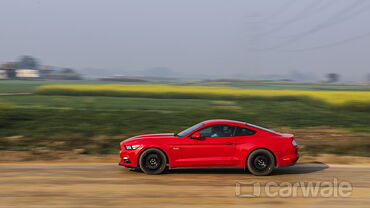 Ford Mustang Exterior