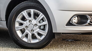 Discontinued Tata Tigor 2017 Wheels-Tyres