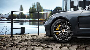 Discontinued Porsche Panamera 2017 Wheels-Tyres
