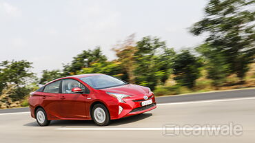 2017 Toyota Prius First Drive Review