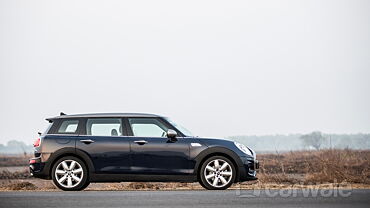 Discontinued MINI Clubman 2016 Right Side