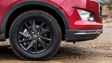 Discontinued Toyota Innova Crysta 2020 Wheels-Tyres