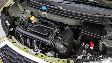 Discontinued Datsun redi-GO 2016 Engine Bay