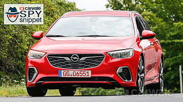 Opel Insignia GSi station wagon spotted undisguised