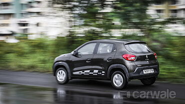 Discontinued Renault Kwid 2015 Driving