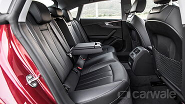 Audi A5 Front-Seats