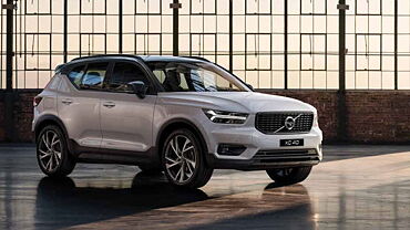 Discontinued Volvo XC40 2018 Right Front Three Quarter