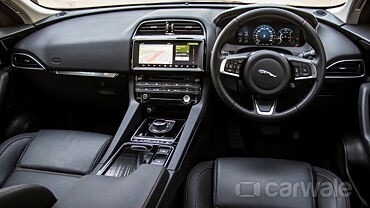Jaguar F-Pace [2016-2021] Dashboard