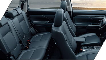 Mitsubishi Outlander Rear Seat Space