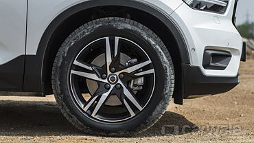 Discontinued Volvo XC40 2018 Wheels-Tyres