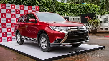 2018 Mitsubishi Outlander: Picture Gallery